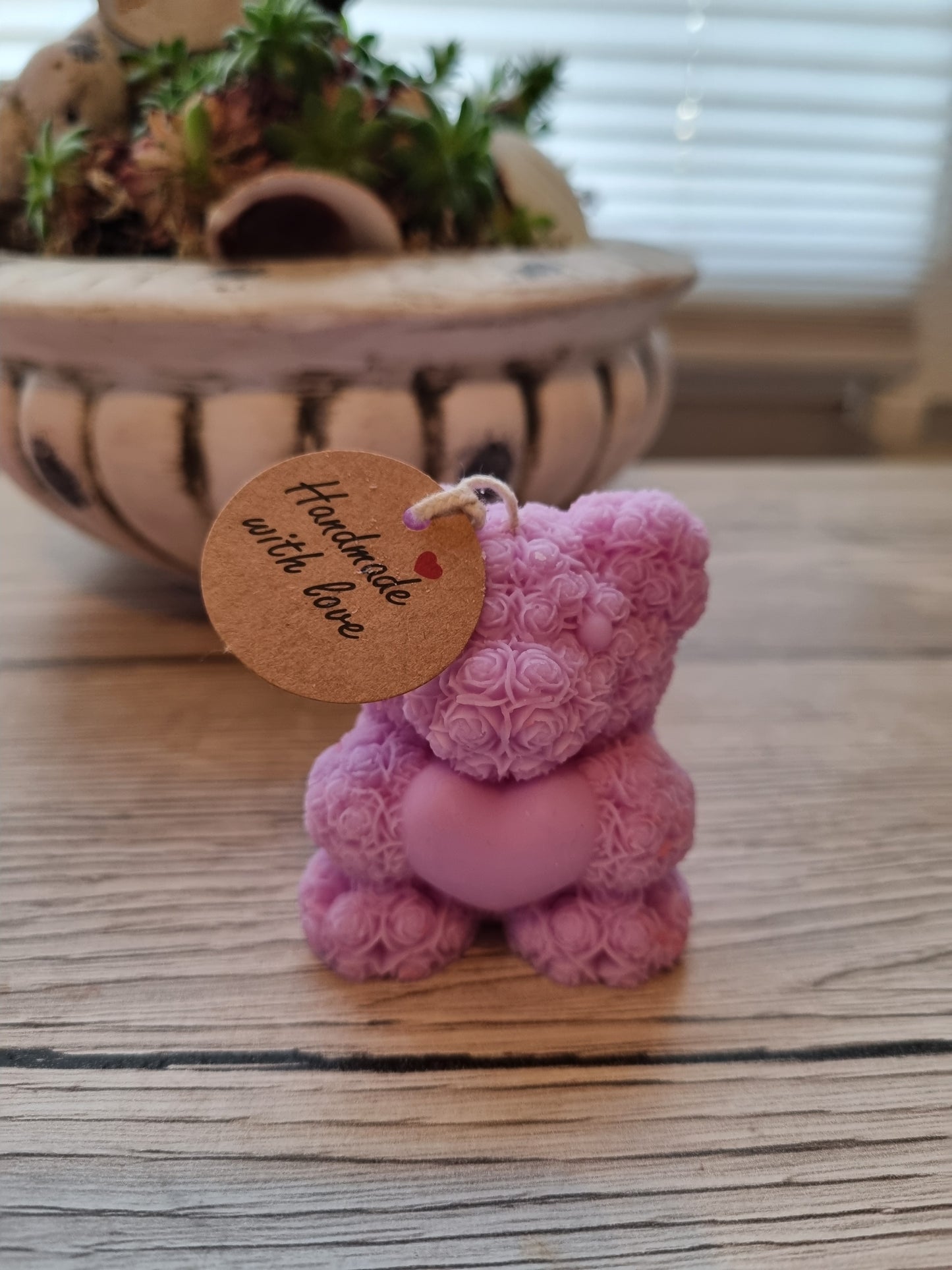 Kerze Rosenbär aus Bio Sojawachs vegan handgefertigt