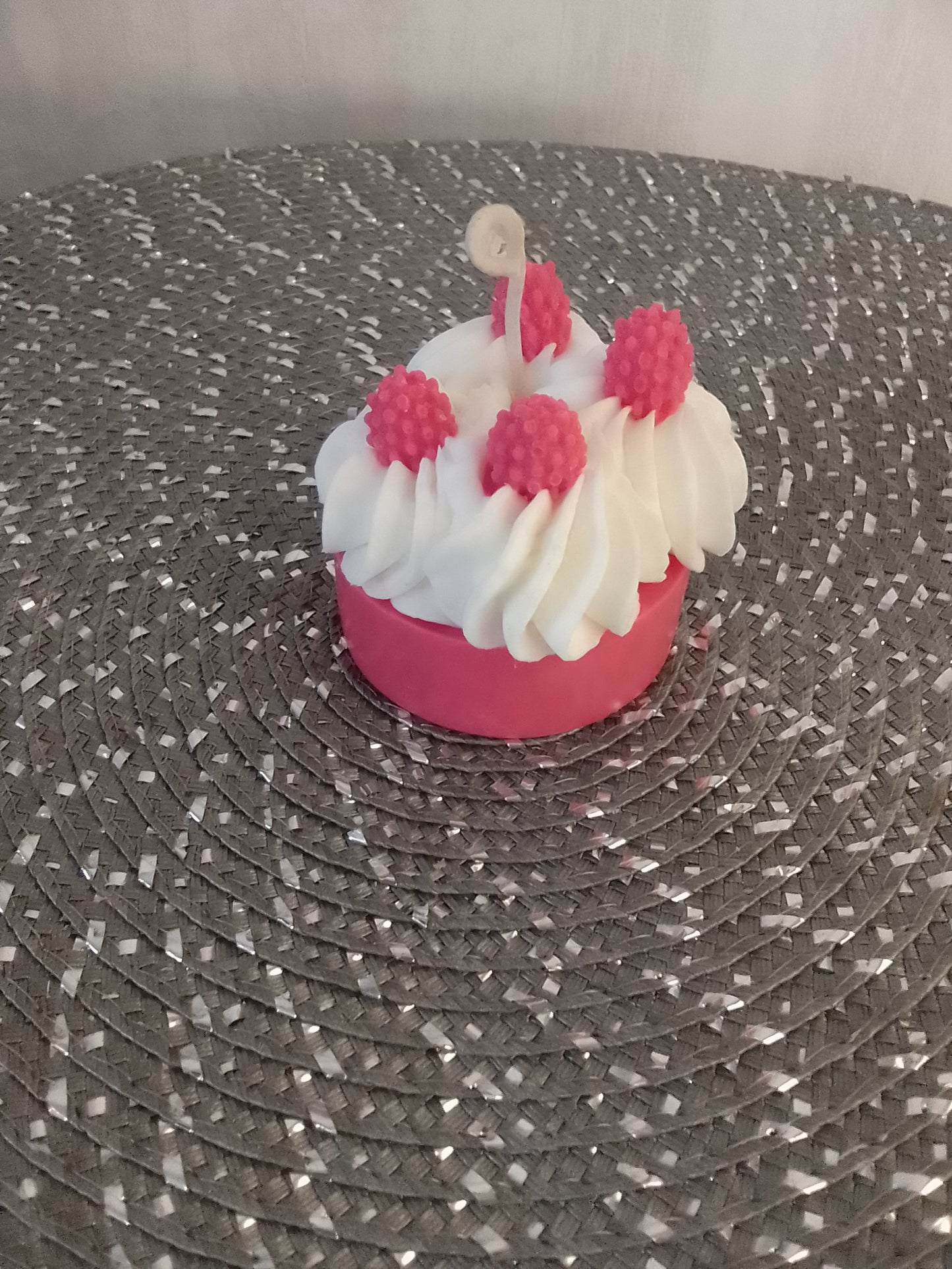 Candle Cake Törtchenkerze Duftkerze Himbeere Bio Sojawachs